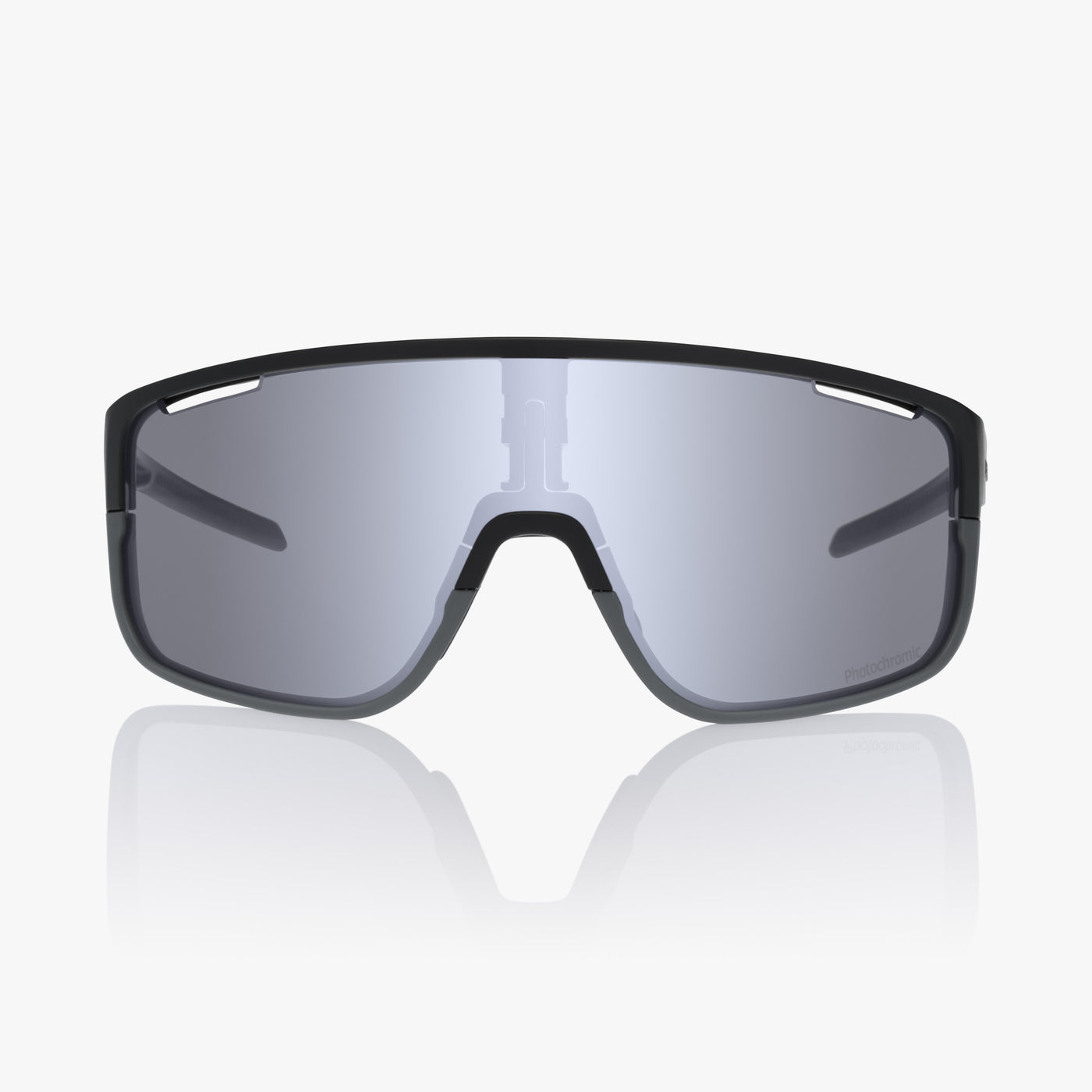 #color_matte-black-with-photochromic-lens|#color_noires-mates-avec-verres-photochromiques